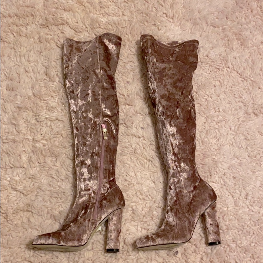 Velvet champagne pink Heeled knee high boots